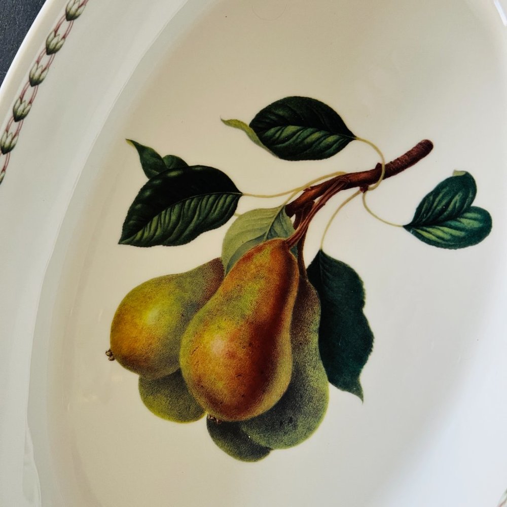 QUEEN'S RHS "Hookers Fruit" Oval Baking Dish